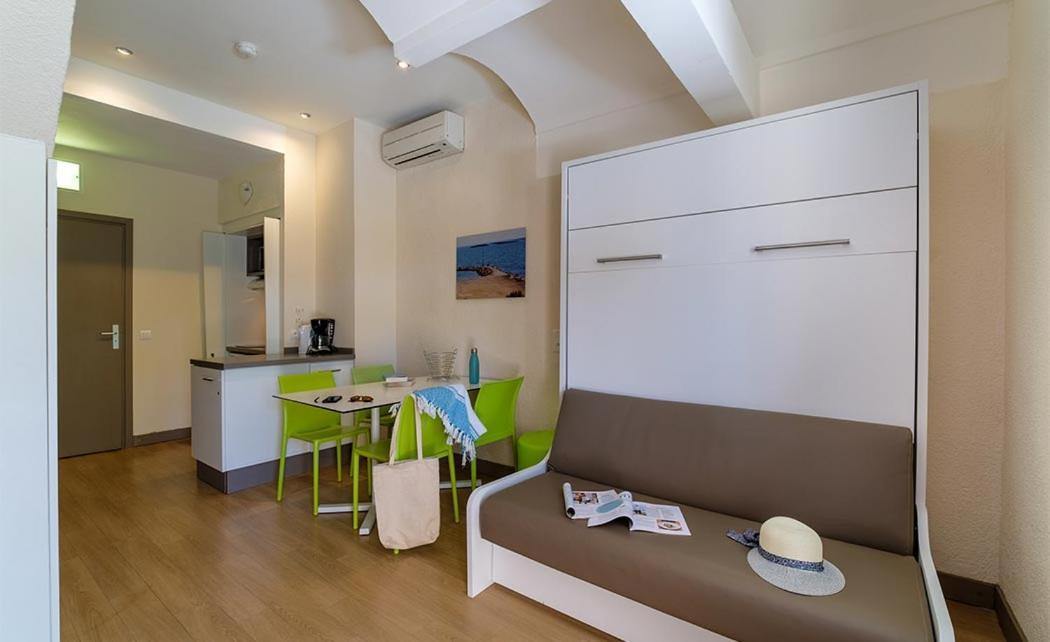 מלון Belambra Clubs La Colle-Sur-Loup - Les Terrasses De Saint-Paul De Vence מראה חיצוני תמונה