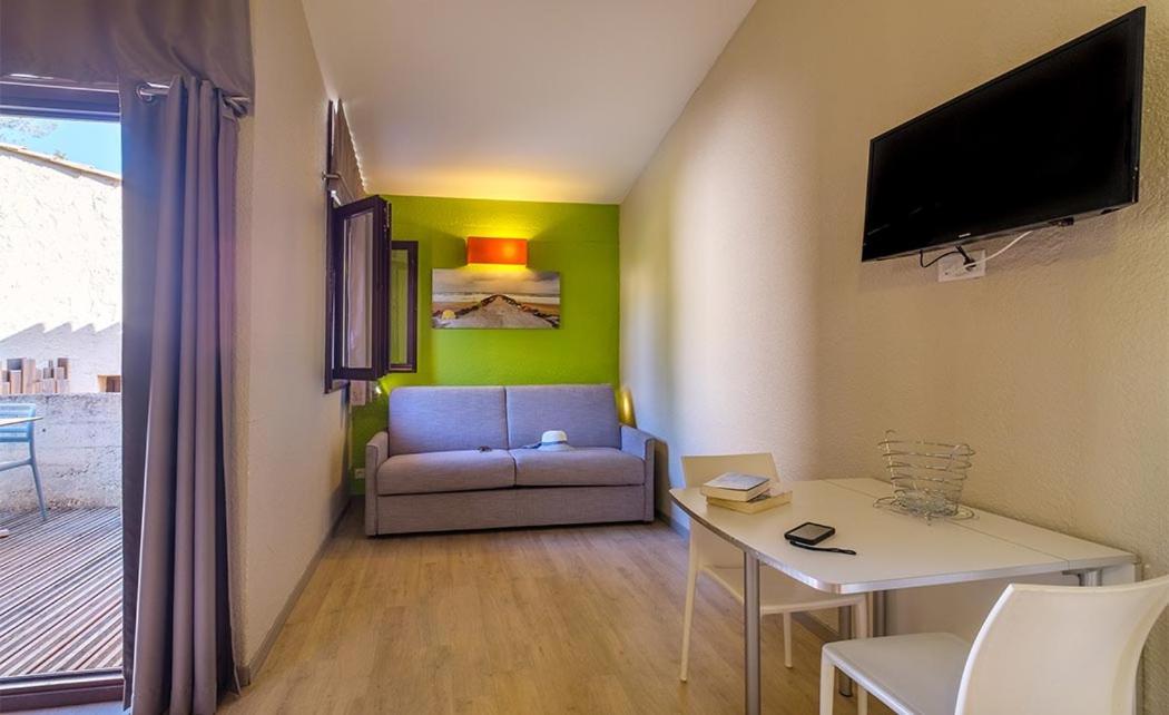 מלון Belambra Clubs La Colle-Sur-Loup - Les Terrasses De Saint-Paul De Vence מראה חיצוני תמונה