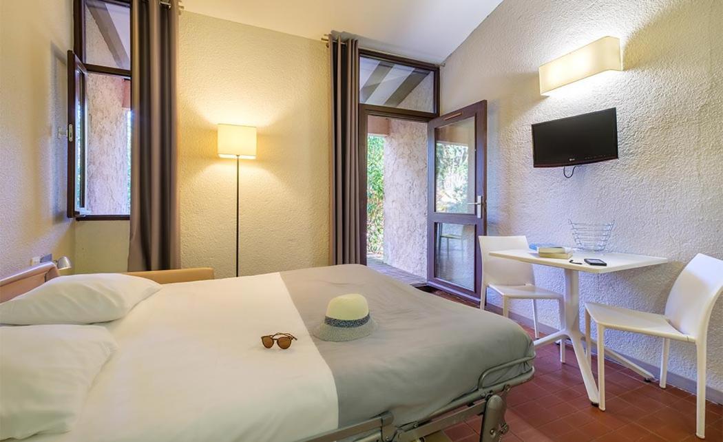 מלון Belambra Clubs La Colle-Sur-Loup - Les Terrasses De Saint-Paul De Vence מראה חיצוני תמונה